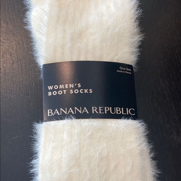 Banana Republic Women's Fluffy Cream Boot Socks - Picture 2 of 5